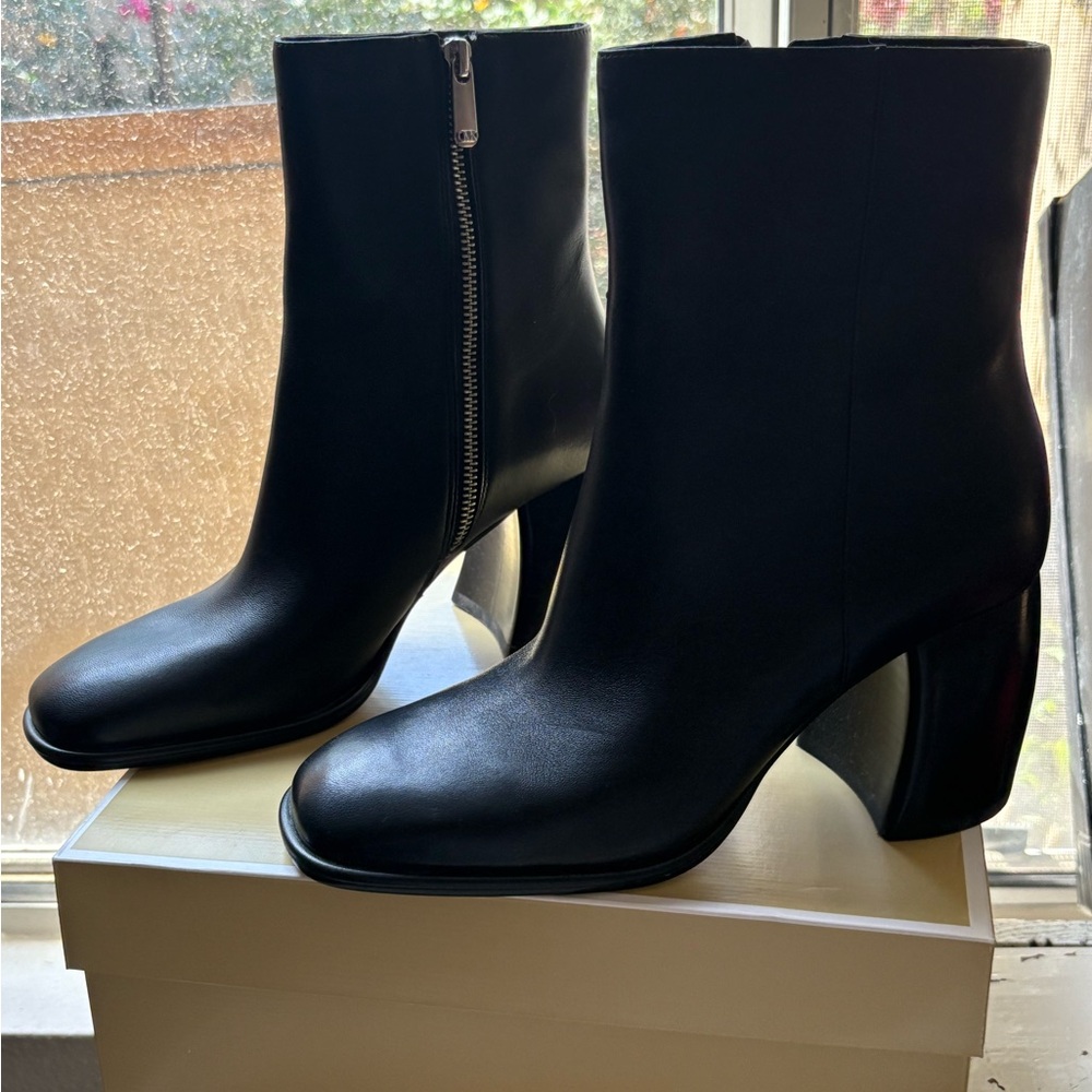Michael Kors Chunky Heeled Boots Black with Silver Zipper, brand new!!